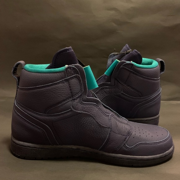 Air Jordan 1 Retro High Zip Size 10 Women - Picture 6 of 9